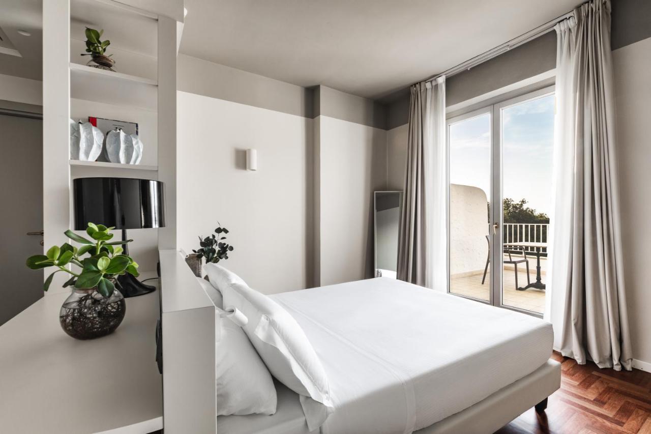 Seebay Hotel Ancona Bagian luar foto